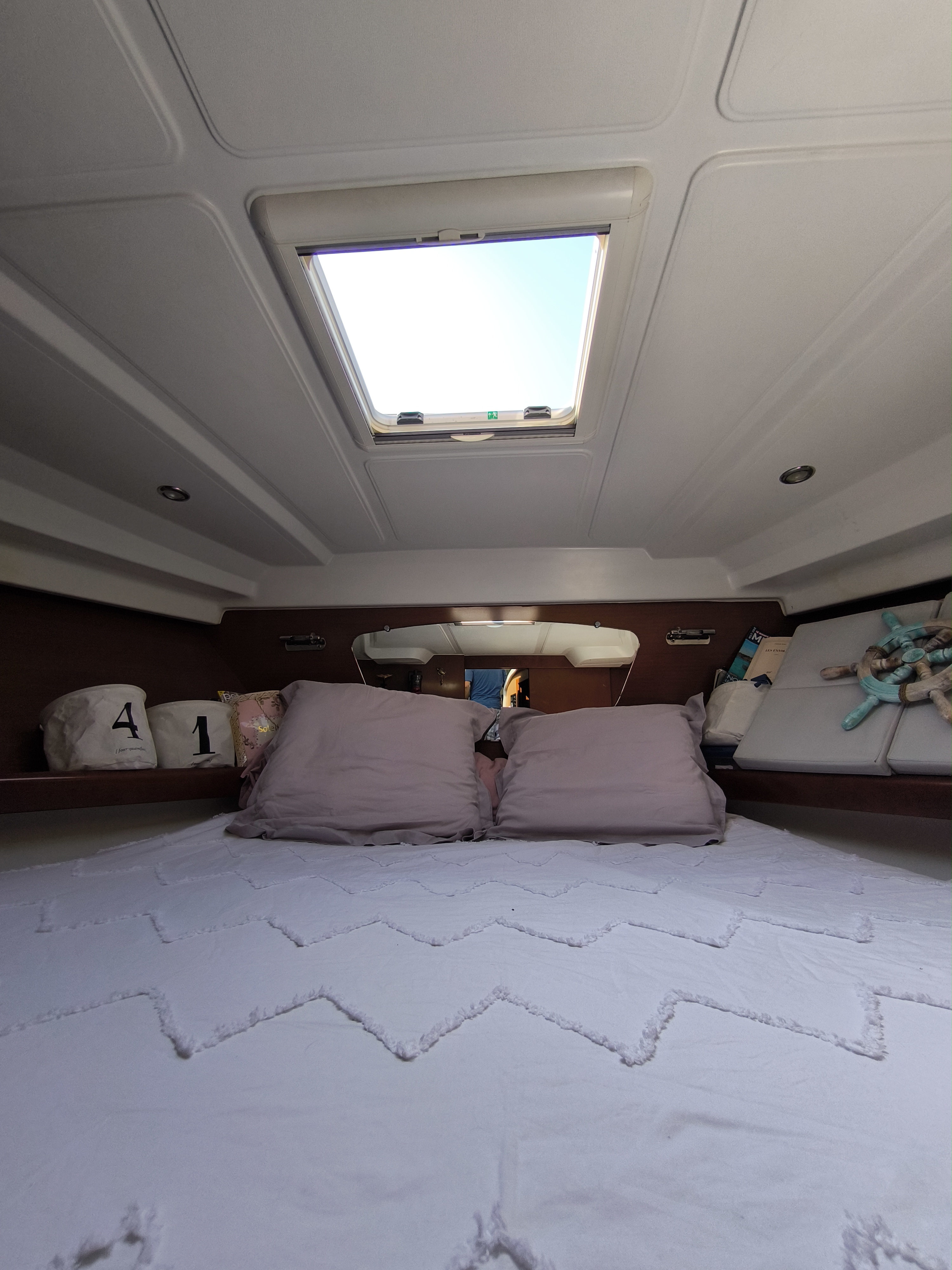 slider 44 Beneteau Antares 36